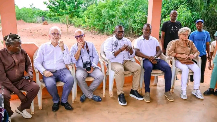 Métolé Franck Kpassassi lors d'une rencontre partenariale — Abomey